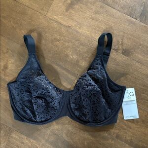 NWT Chantelle easy feel Black u desire Bra, us 36G